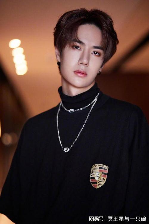 王一博爆料自己视频,揭秘视频制作背后的故事  第2张